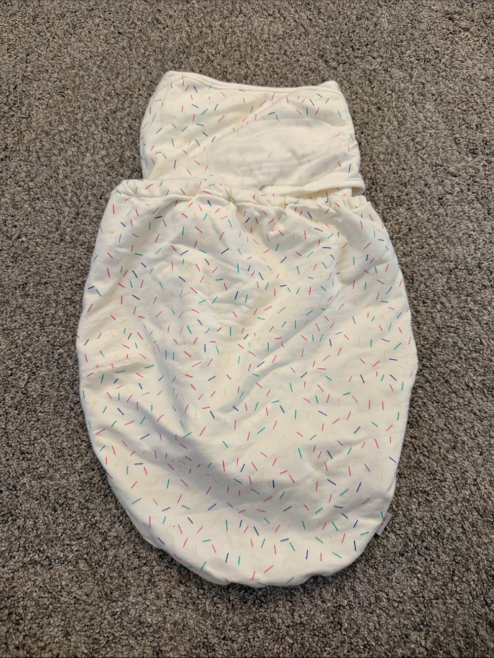 Ergobaby Original Swaddler Cupcake Sprinkle Print One size